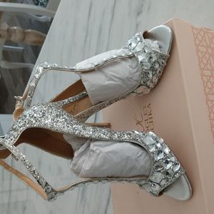 Badgley mischka jewel